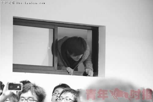 杭电“蛋糕帝”也想做番大生意(组图)